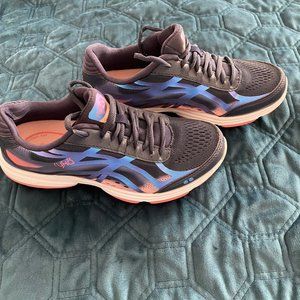 Ryka Black and Blue Athletic Shoes